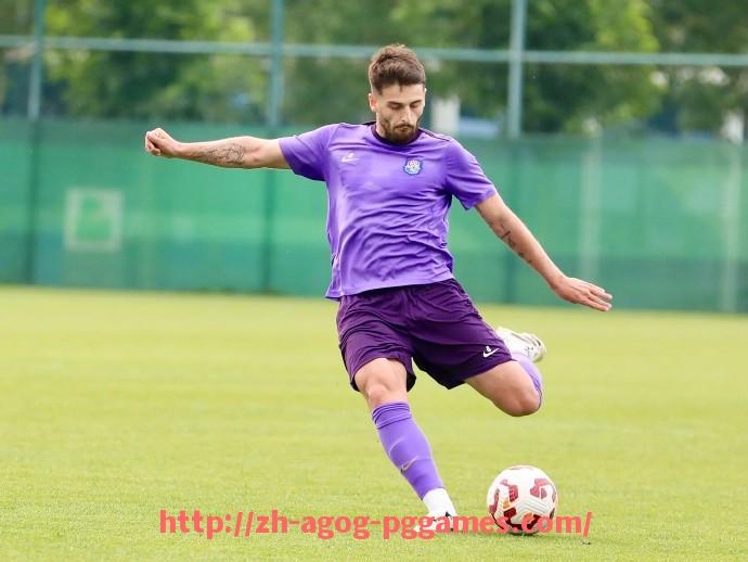 pg电子在线下载-篮球运动员“对抗中失衡控制能力”是否可通过核心训练集中强化