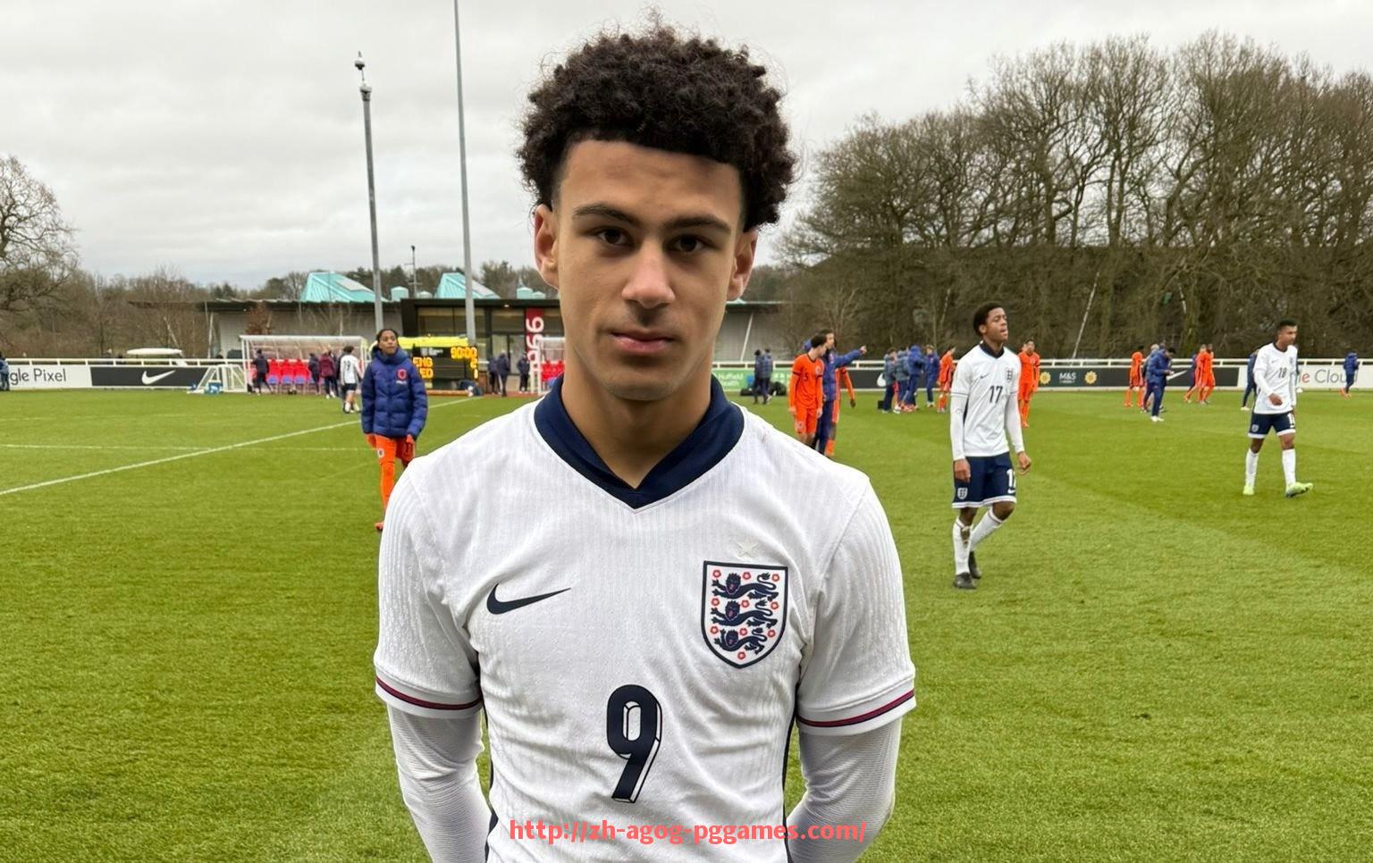 pg电子在线下载-2025欧冠最新直播安排一览：开球时间与平台汇总